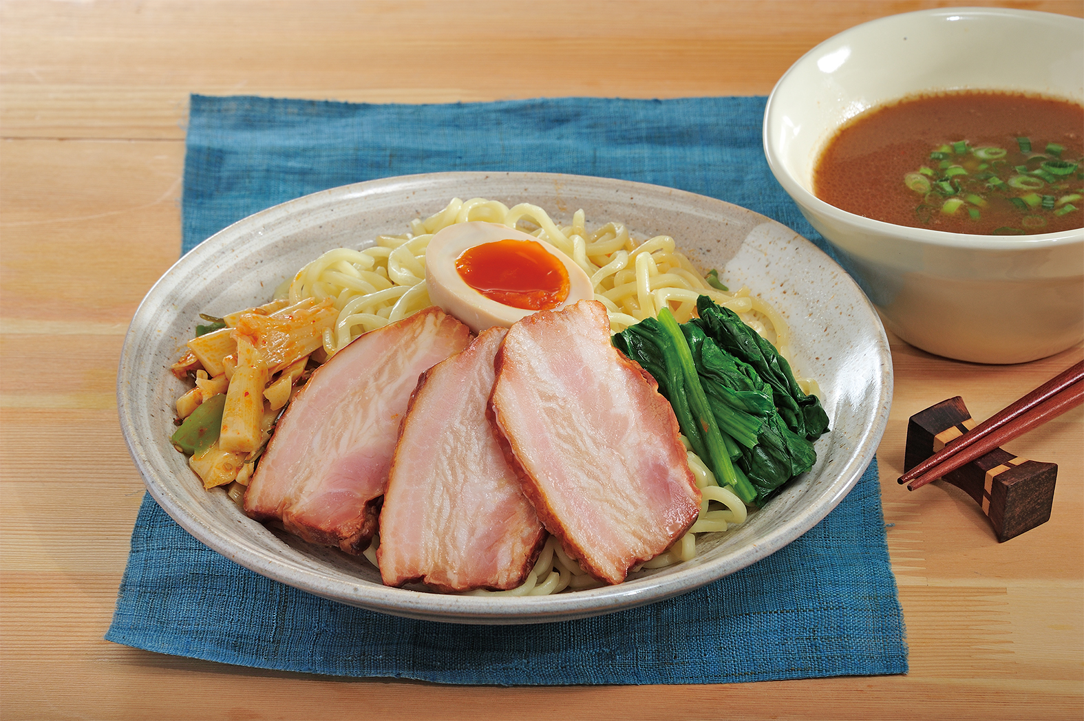 チャーシューつけ麺 | レシピ一覧 | レシピ | 米久株式会社