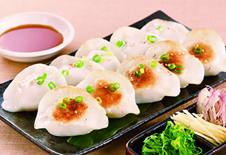 もっちもち水餃子で！カリッ！もちっ！焼き餃子