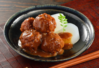 ボリューム満点 肉だんごのふろふき大根 レシピ一覧 レシピ 米久株式会社