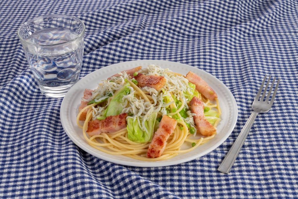 しらすのベーコンパスタ